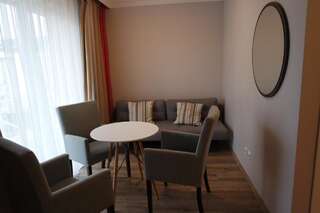 Отель Hotel Trzy Wyspy Свиноуйсьце Полулюкс-6